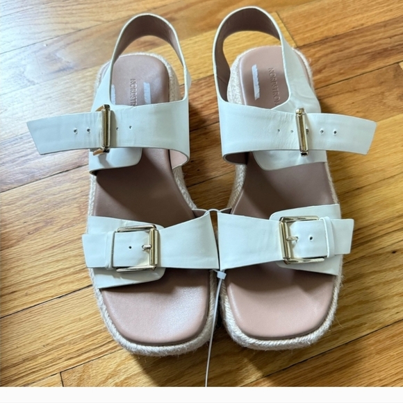 NORDSTROM White Leather Sandals with Buckle Detail SIZE 8.5M NEW. - Picture 5 of 5